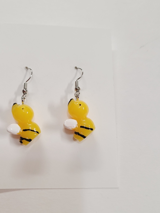 Jewelry - Cute Yellow Bee Dangle Earrings